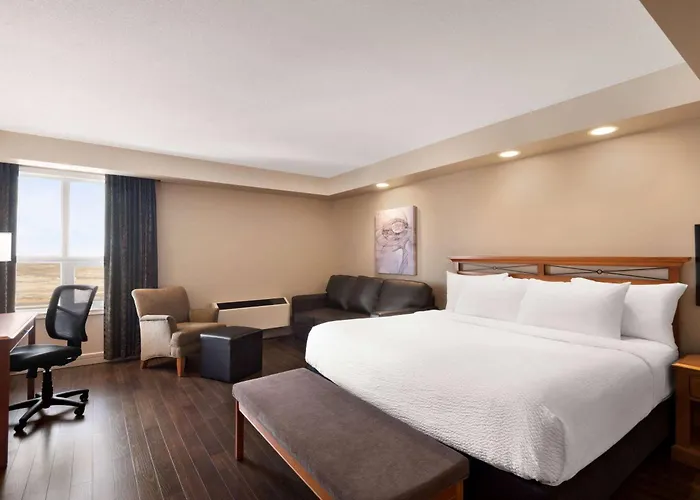 Royal Hotel Edmonton Airport Trademark Collection By Wyndham